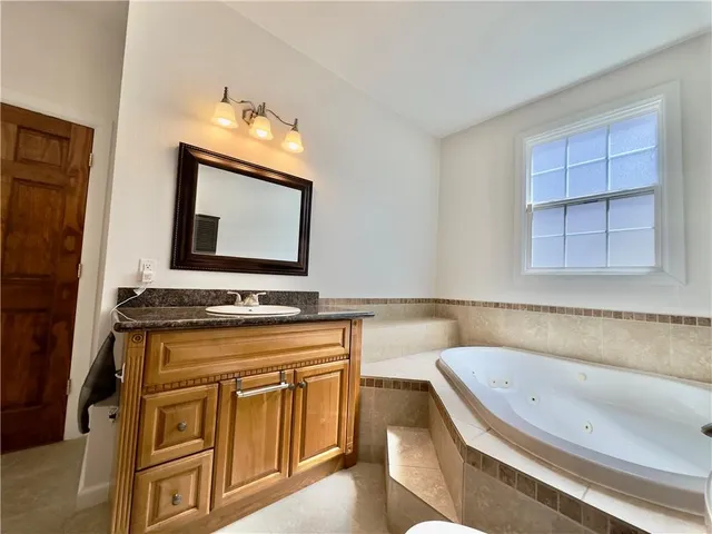 $2,500 | 3517 Louisiana Ave Parkway, New Orleans, LA 70125