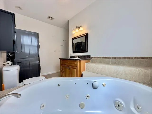 $2,500 | 3517 Louisiana Ave Parkway, New Orleans, LA 70125