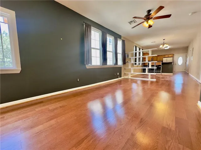 $2,500 | 3517 Louisiana Ave Parkway, New Orleans, LA 70125