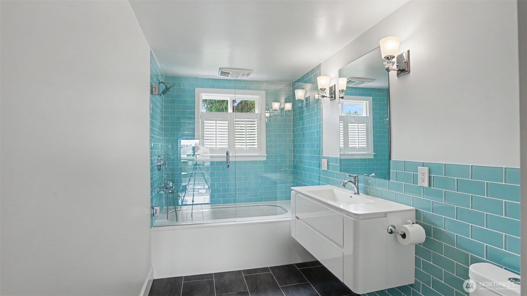5958 35th Avenue Southwest Seattle, WA 98126 - Photo 8 of 29
