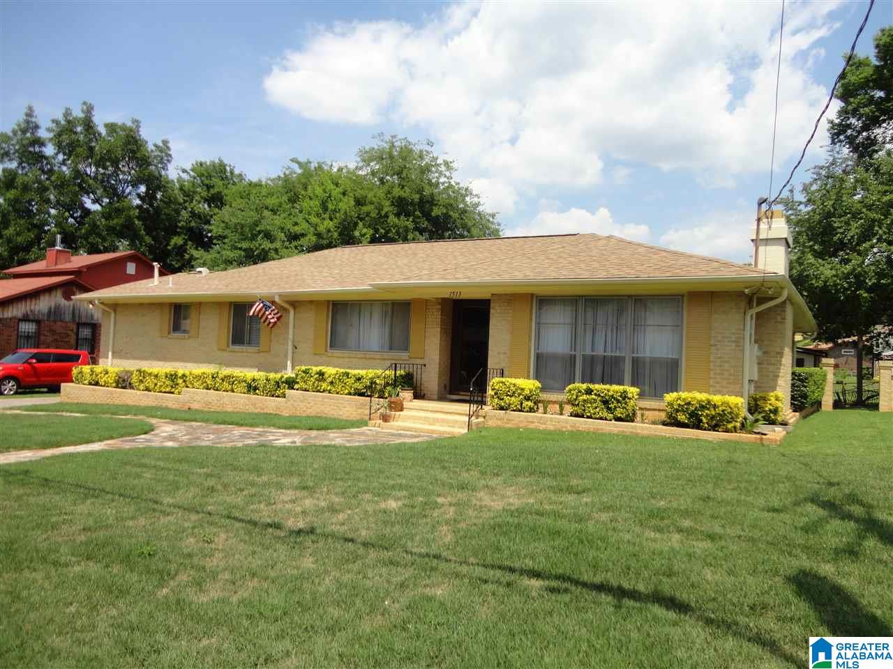1513 Goldwire Street Southwest Birmingham, AL 35211 - Photo 1 of 28
