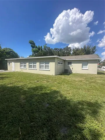 $3,000 | 3802 West San Juan Street, Tampa, FL 33629