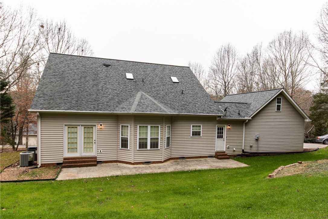 307 Brookstone Way Central, SC 29630 - Photo 23 of 24 Gallery Image 23