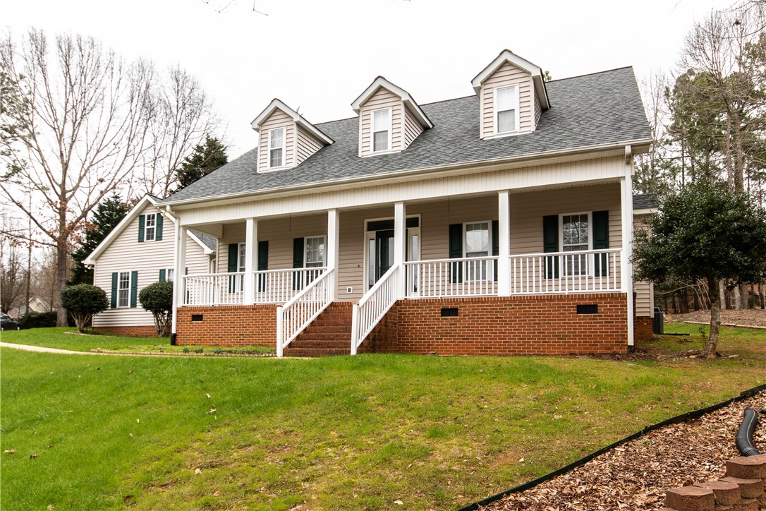 307 Brookstone Way Central, SC 29630 - Photo 3 of 24 Gallery Image 3