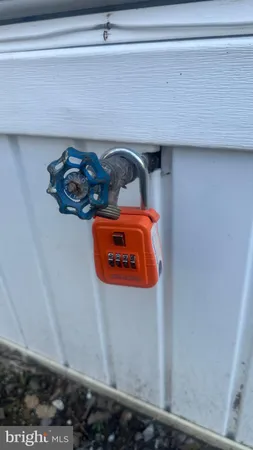 $69,900 | 11209 Mobile Drive, Fairfax, VA 22030