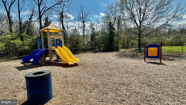 $69,900 | 11209 Mobile Drive, Fairfax, VA 22030