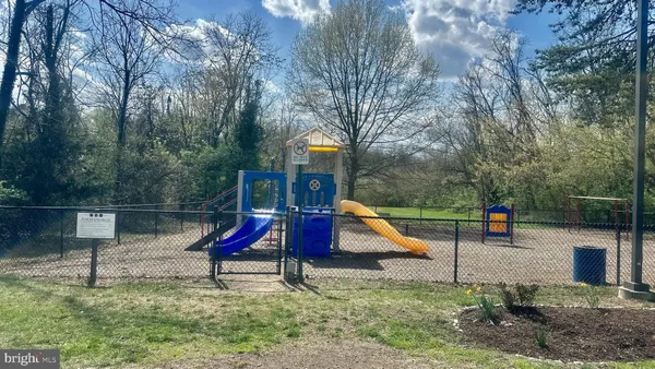 $69,900 | 11209 Mobile Drive, Fairfax, VA 22030