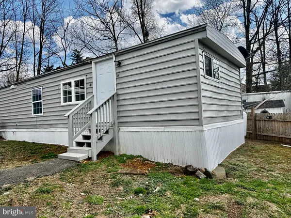 $69,900 | 11209 Mobile Drive, Fairfax, VA 22030