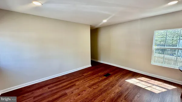 $69,900 | 11209 Mobile Drive, Fairfax, VA 22030