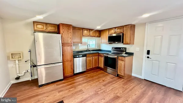 $69,900 | 11209 Mobile Drive, Fairfax, VA 22030