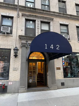 $469,900 | 142 East 49th Street, Unit 5B | Midtown East