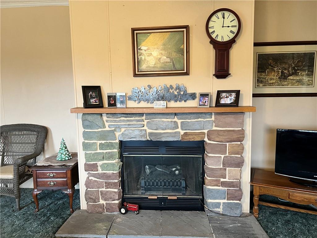 4555 Ellwood Road New Castle, PA 16101 - Photo 5 of 12 Gallery Image 5