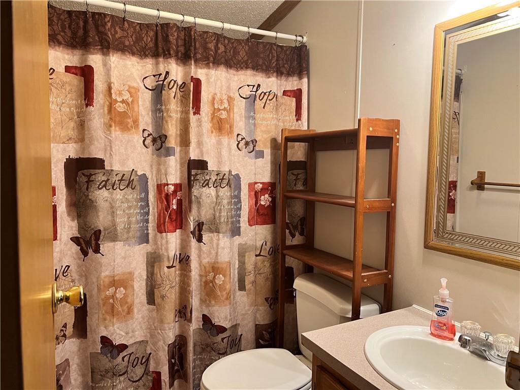 4555 Ellwood Road New Castle, PA 16101 - Photo 10 of 12 Gallery Image 10