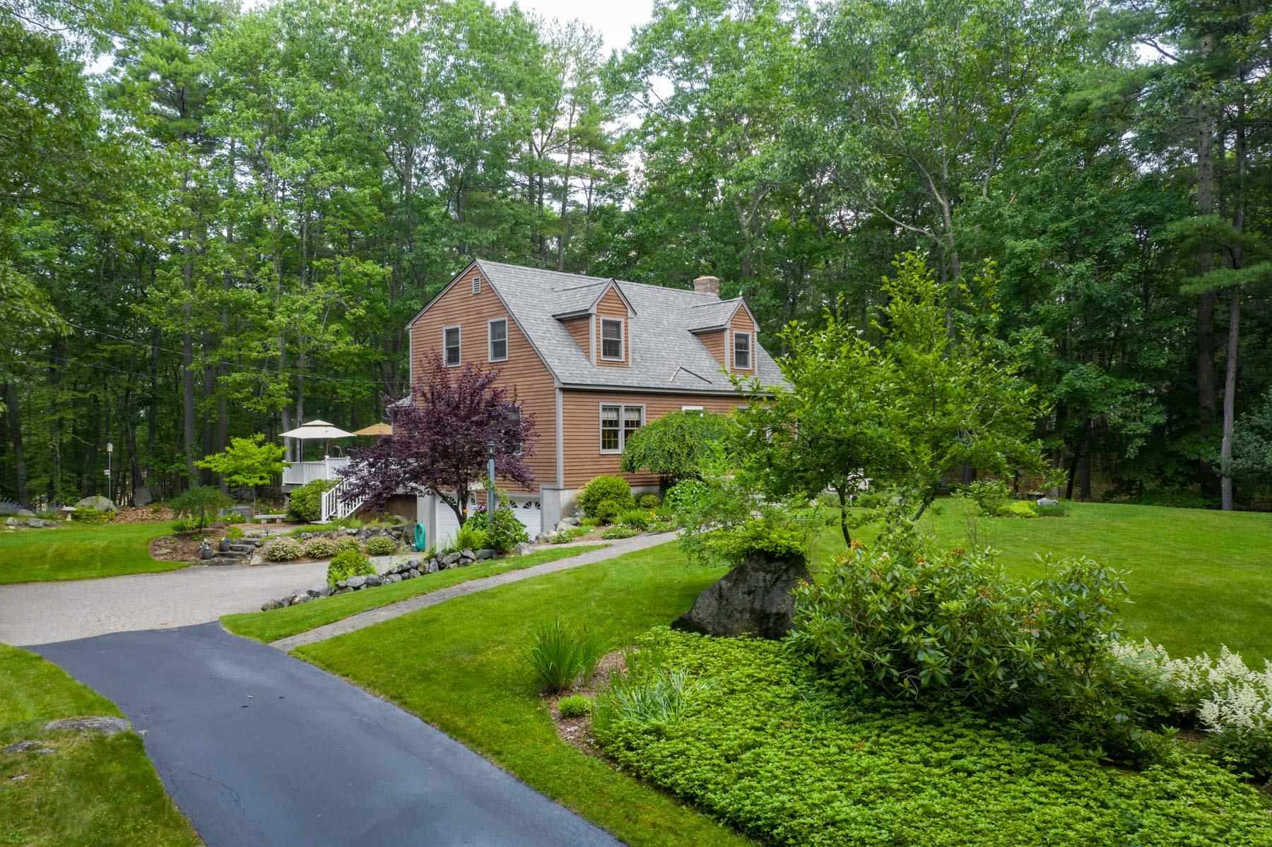 112 Watson Road Exeter, NH 03833 - Photo 2 of 40