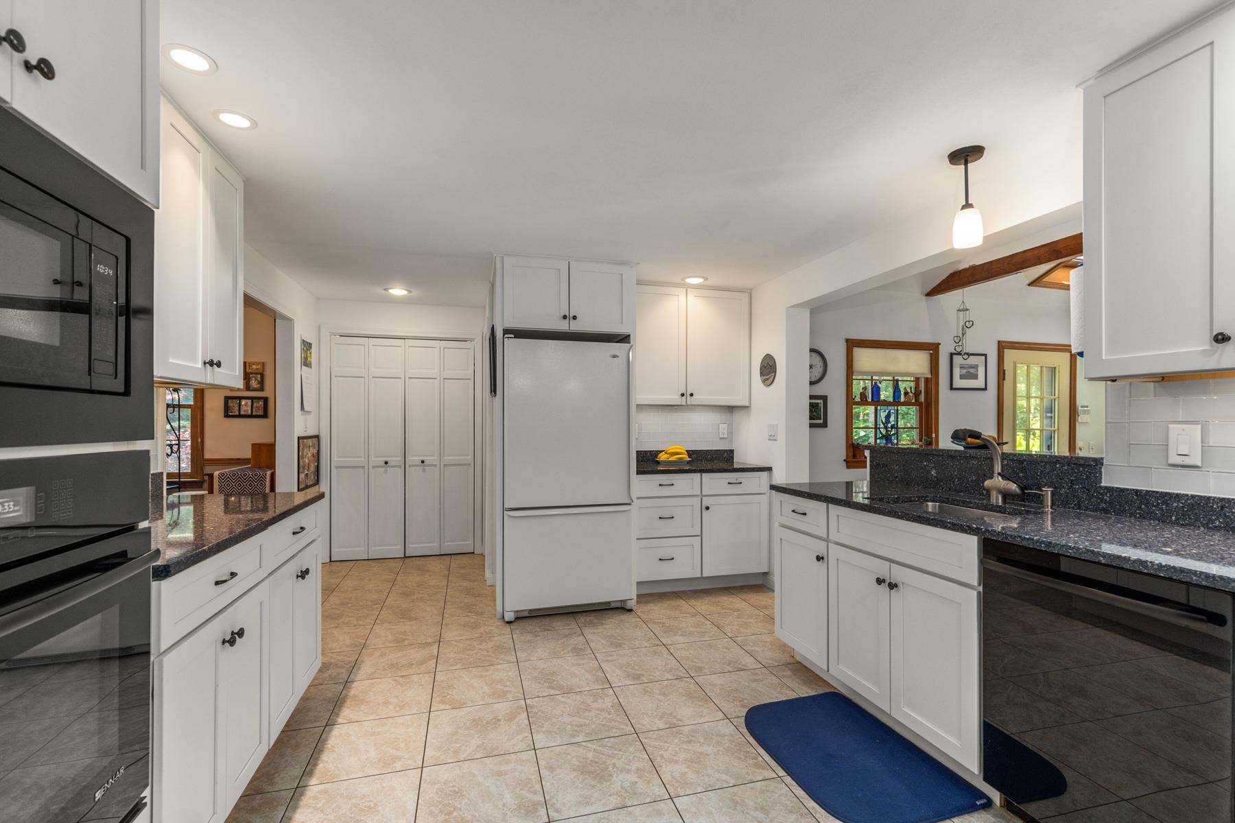 112 Watson Road Exeter, NH 03833 - Photo 12 of 40