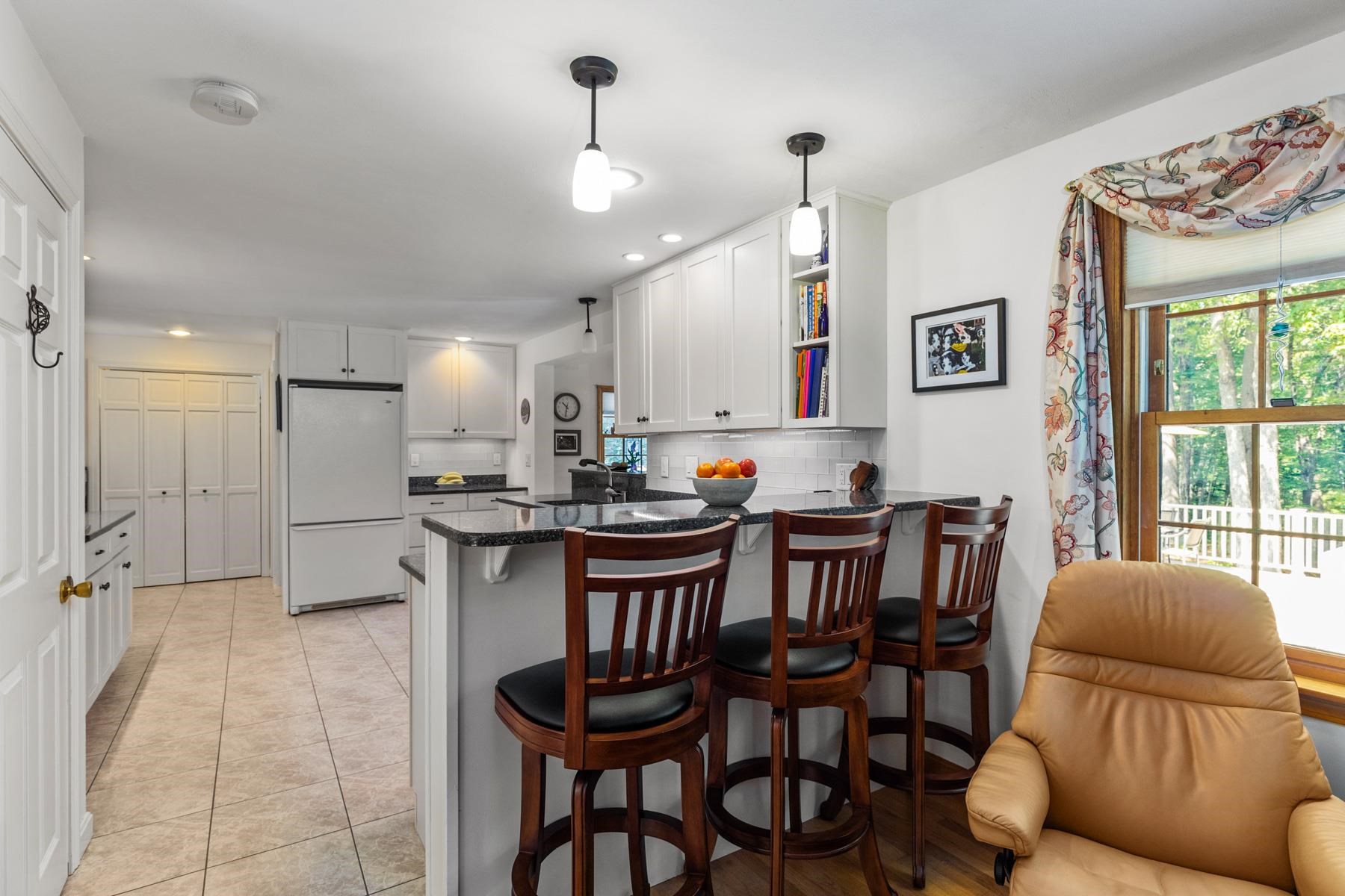 112 Watson Road Exeter, NH 03833 - Photo 13 of 40