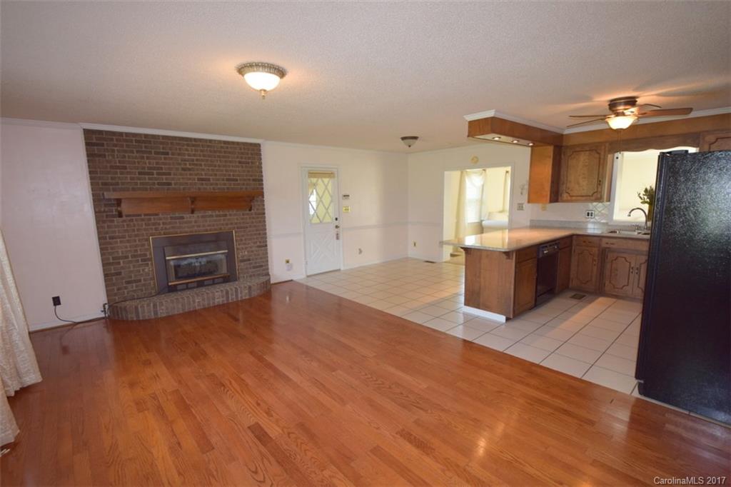 3441 Harmon Road Lincolnton, NC 28092 - Photo 2 of 24 Gallery Image 2