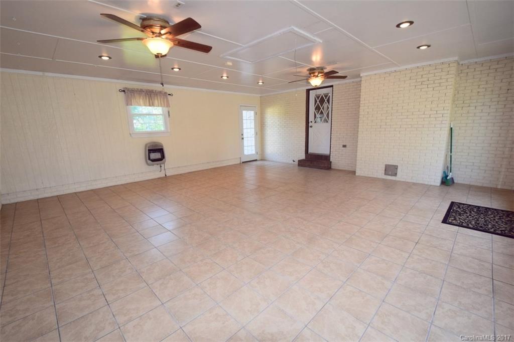 3441 Harmon Road Lincolnton, NC 28092 - Photo 11 of 24 Gallery Image 11