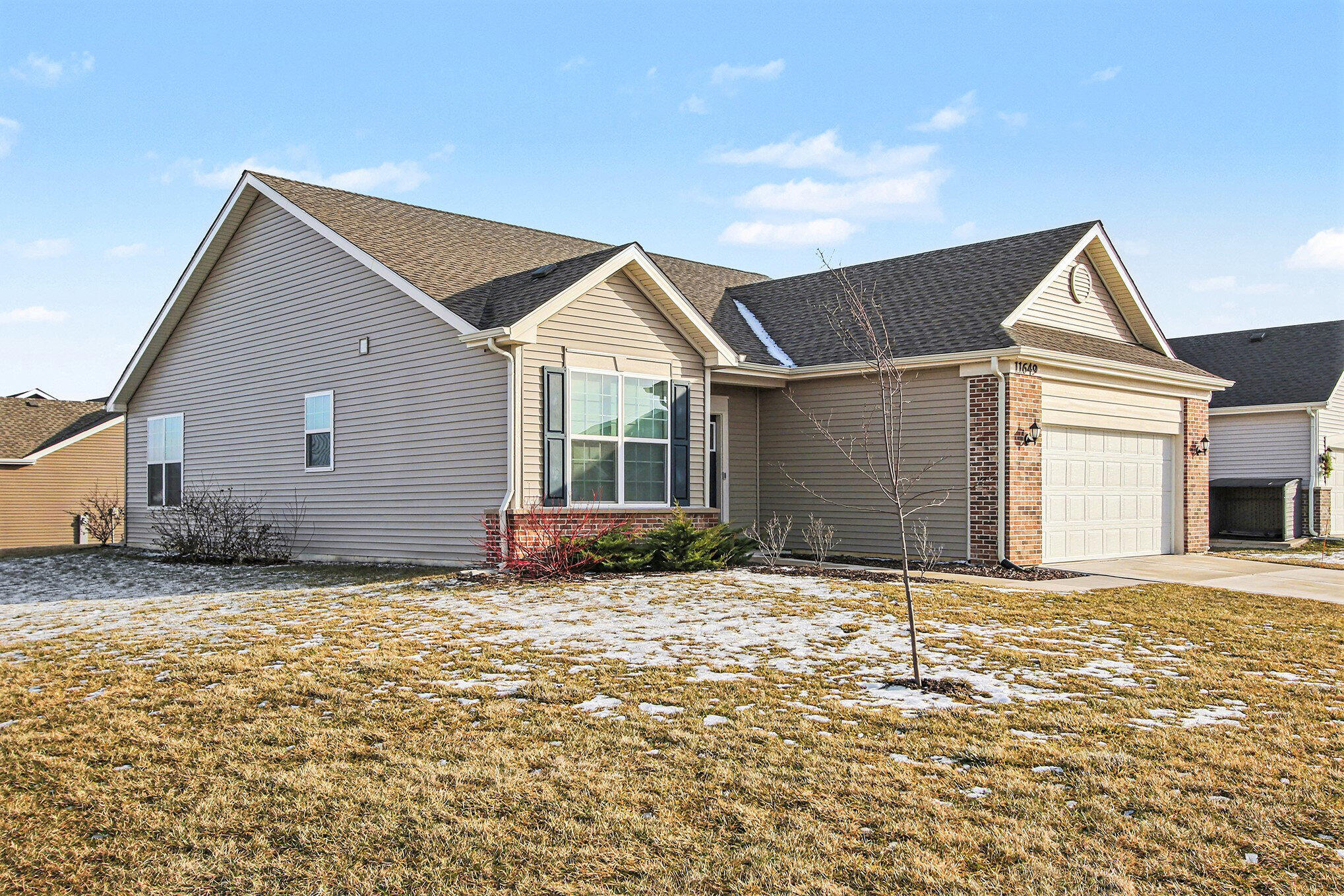 11649 Thomas Street Crown Point, IN 46307 - Photo 11 of 13 2038x1359