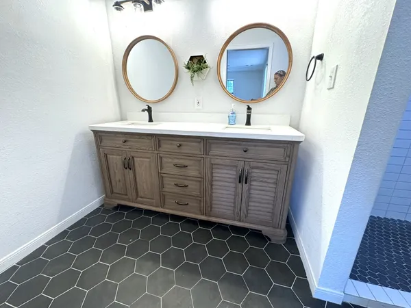 $353,000 | 1207 Half Moon Drive, Wharton, TX 77488