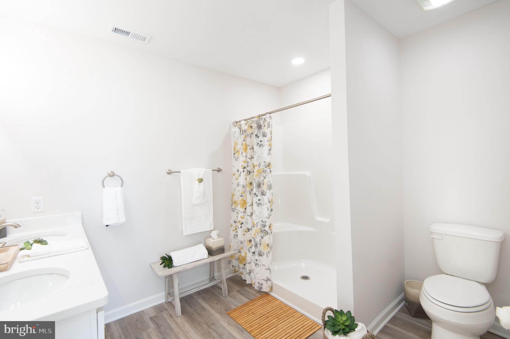 103 Grove Street Hebron, MD 21830 - Photo 25 of 60 Owners's Suite