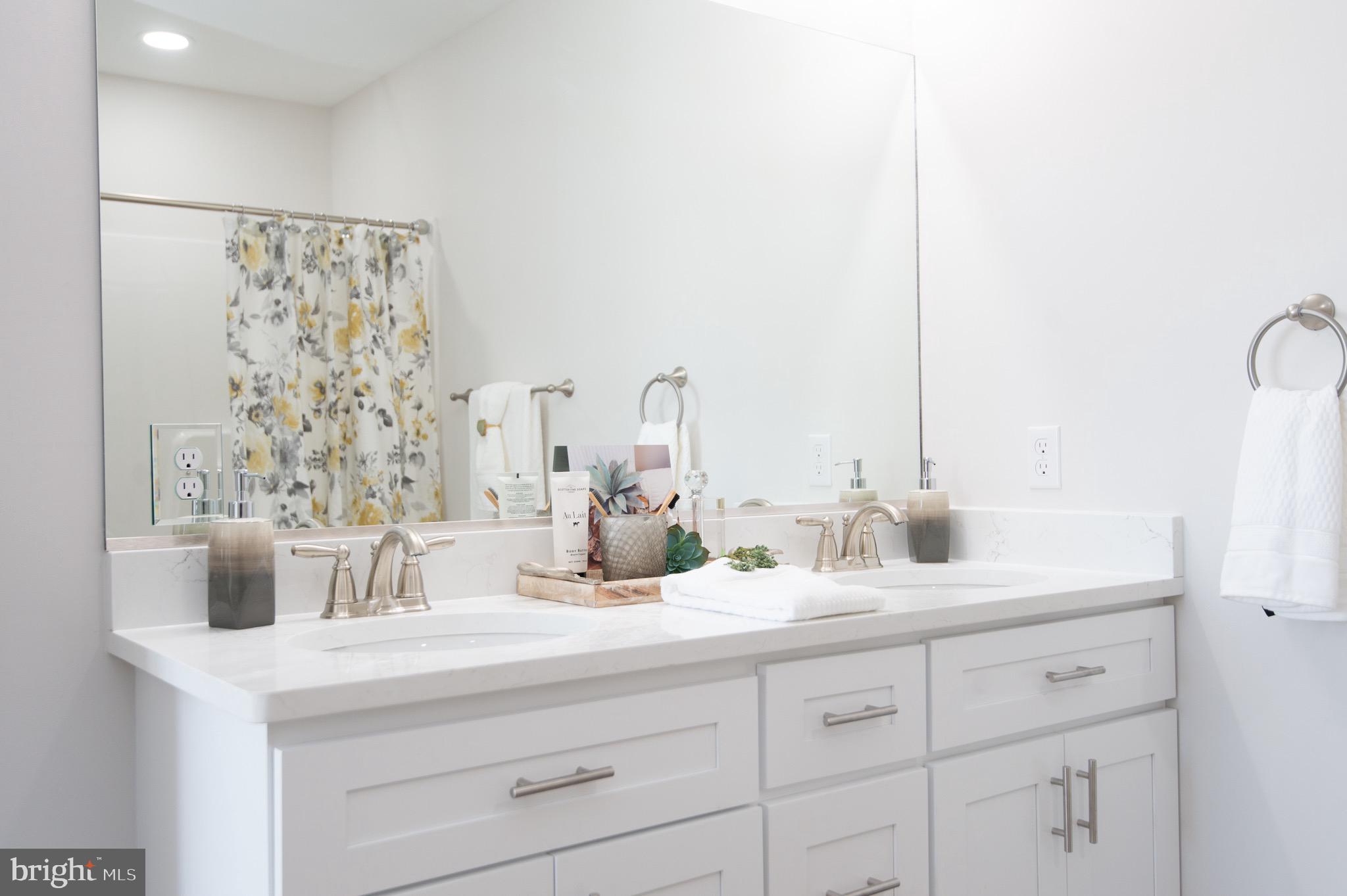 103 Grove Street Hebron, MD 21830 - Photo 27 of 60 Owners's Suite