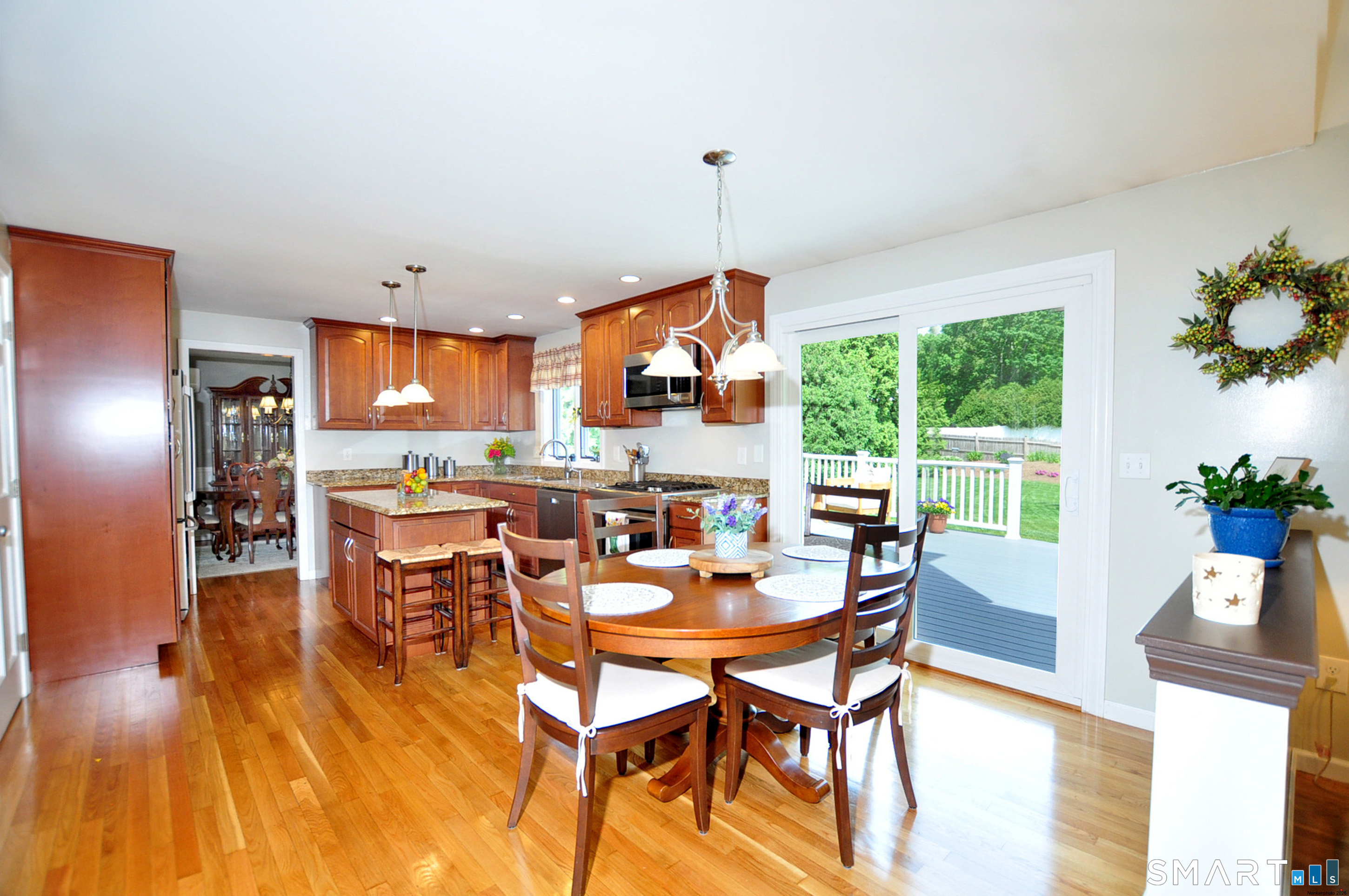 22 Pebblebrook Windsor, CT 06095 - Photo 7 of 36