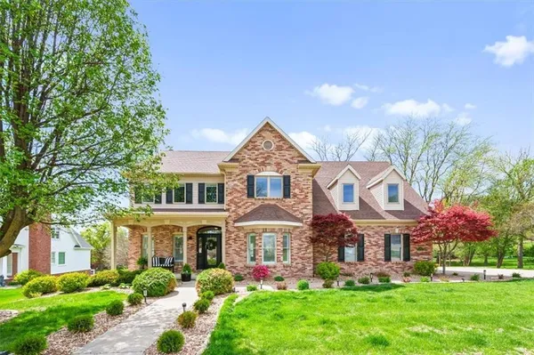 $750,000 | 3506 Woodland Pointe Drive, St. Joseph, MO 64506