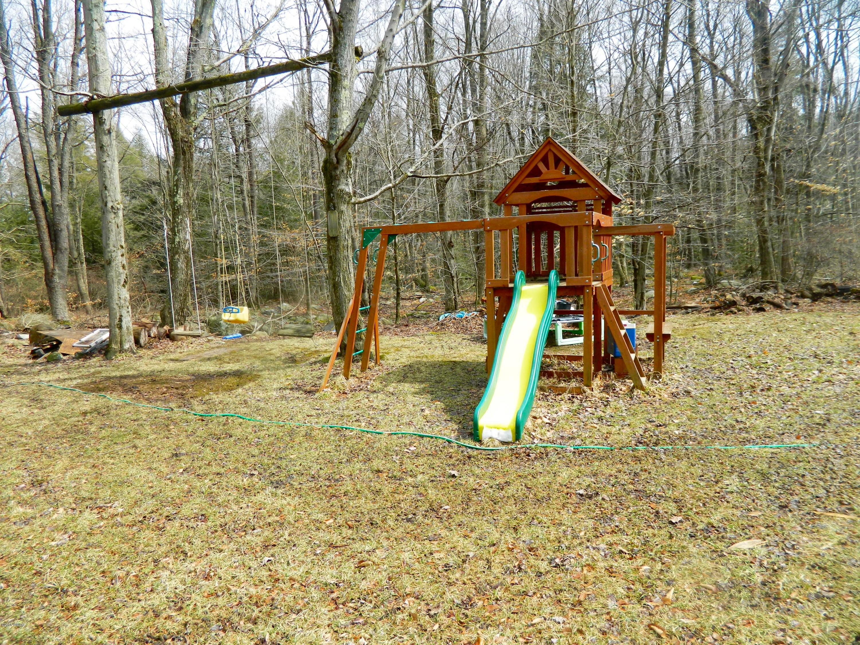 19 Kemery Road Dushore, PA 18614 - Photo 16 of 19 Playset