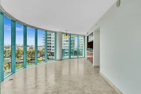 $5,800 | 6000 Indian Creek Drive, Unit 6A, Miami Beach, FL 33140