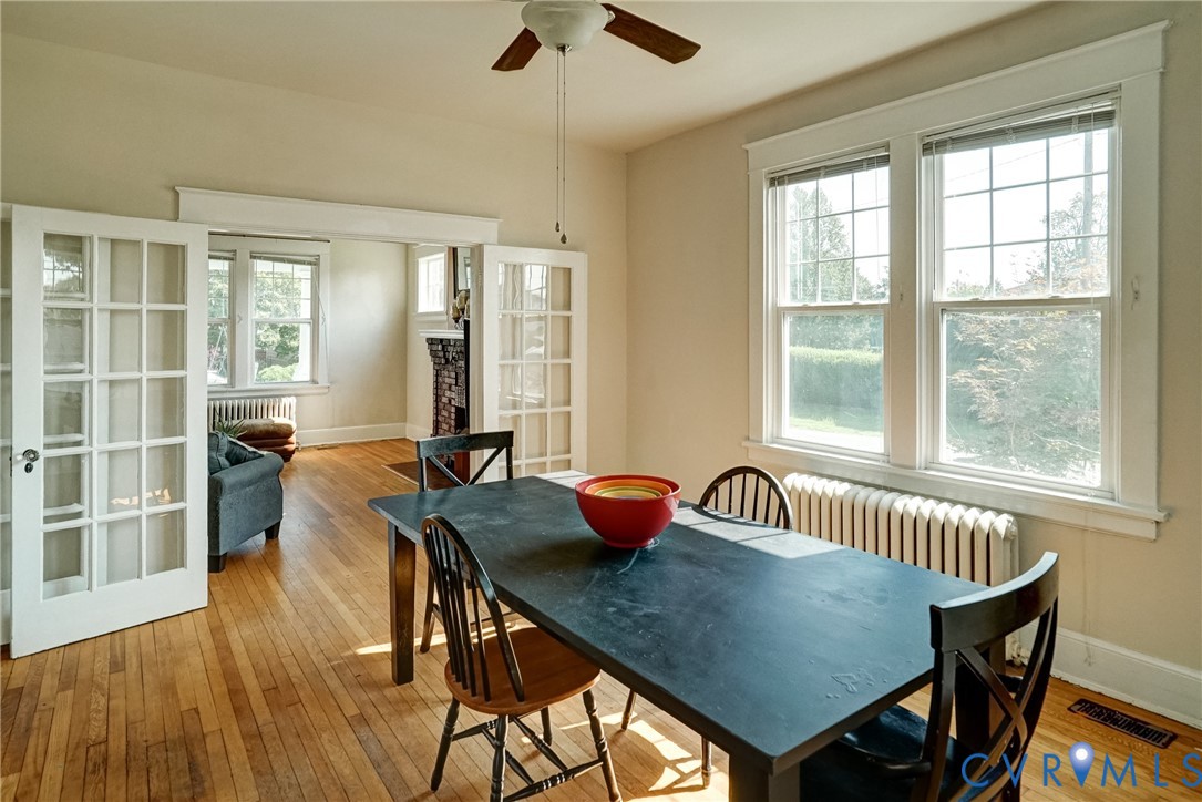 801 Edgehill Road Richmond, VA 23222 - Photo 11 of 21 Hardwood flooring, multiple pane windows, ceiling