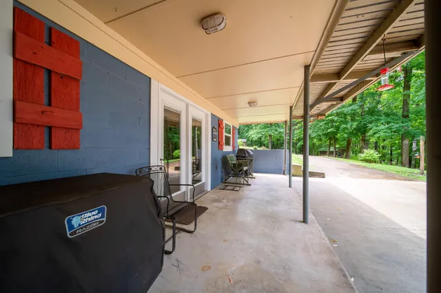 $1,099,000 | 554 Hickman Shores Road, Dover, TN 37058