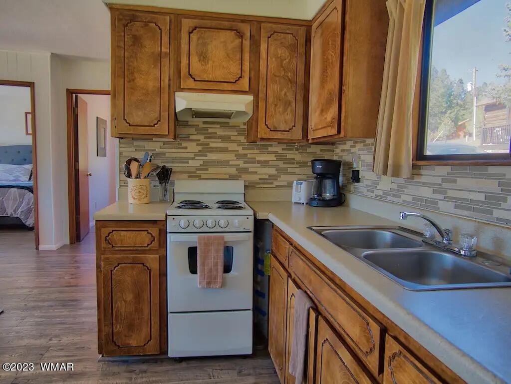 87 Main Street, Unit 4 Greer, AZ 85927 - Photo 11 of 17
