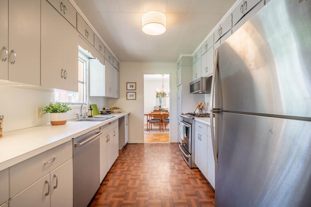 2732 Dogwood Road Durham, NC 27705 - Photo 19 of 47 Photo 19