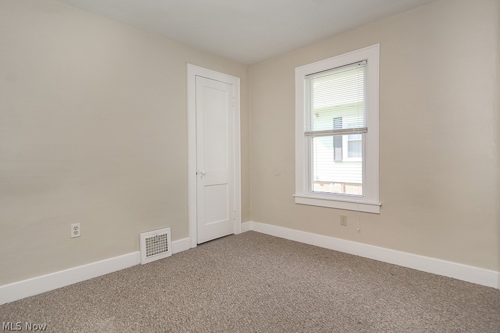 6707 Engle Road Cleveland, OH 44130 - Photo 14 of 29 Gallery Image 14