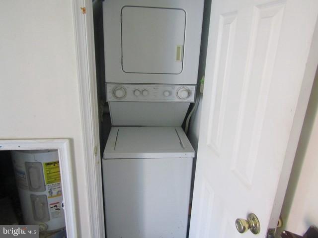 5045 Sheriff Road Northeast Washington, DC 20019 - Photo 4 of 8 Washer/Dryer