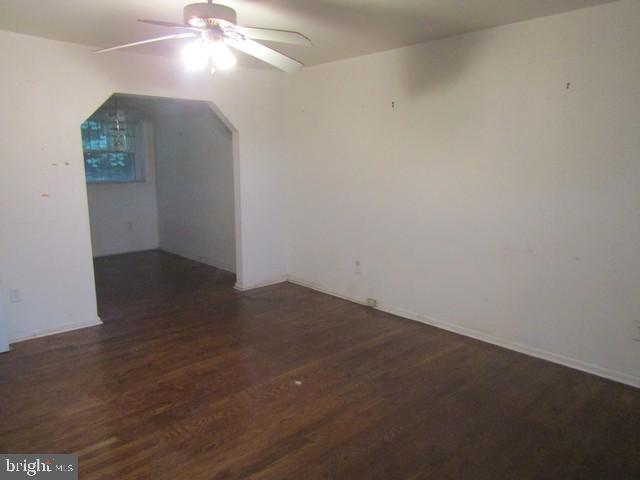 5045 Sheriff Road Northeast Washington, DC 20019 - Photo 7 of 8 Living room
