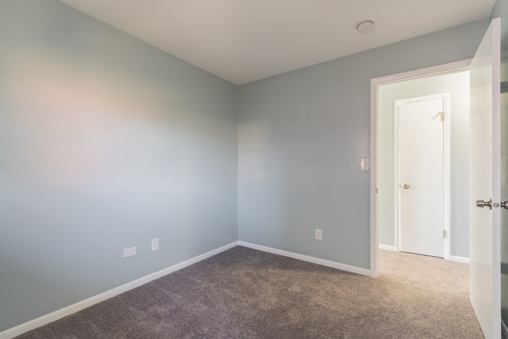 1908 Gideon Avenue Zion, IL 60099 - Photo 16 of 33