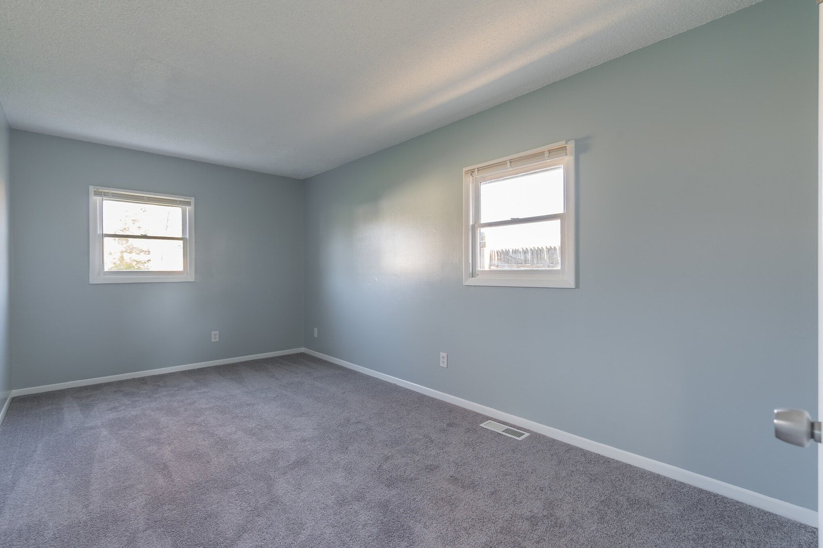 1908 Gideon Avenue Zion, IL 60099 - Photo 17 of 33