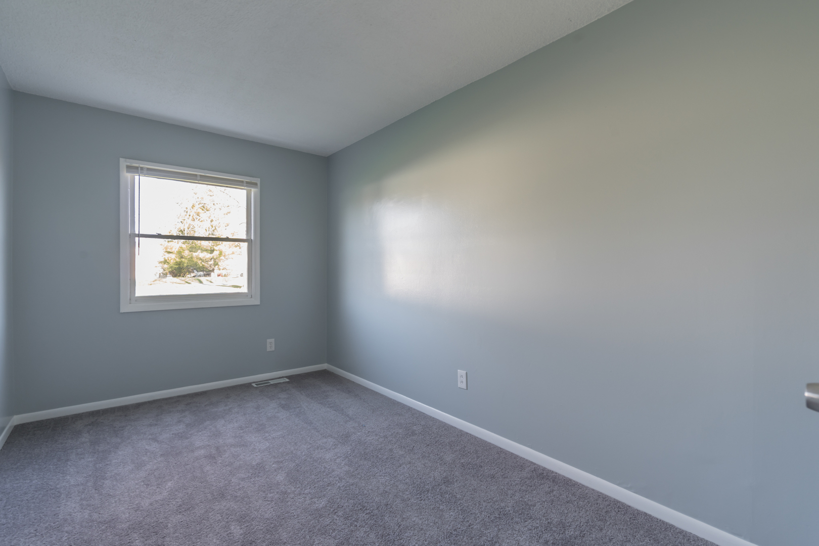 1908 Gideon Avenue Zion, IL 60099 - Photo 21 of 33