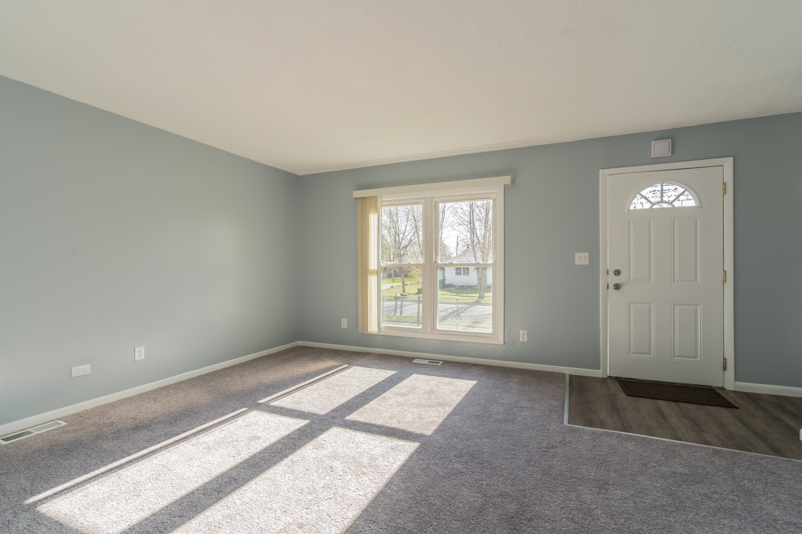 1908 Gideon Avenue Zion, IL 60099 - Photo 6 of 33