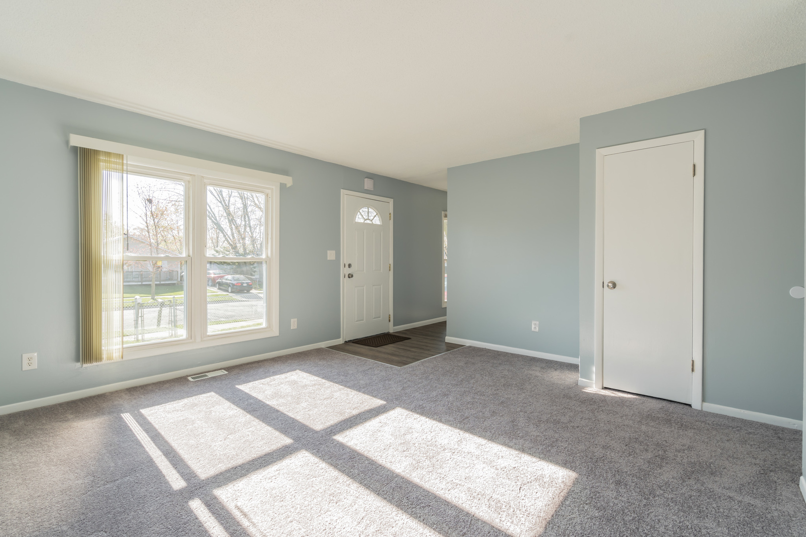 1908 Gideon Avenue Zion, IL 60099 - Photo 7 of 33