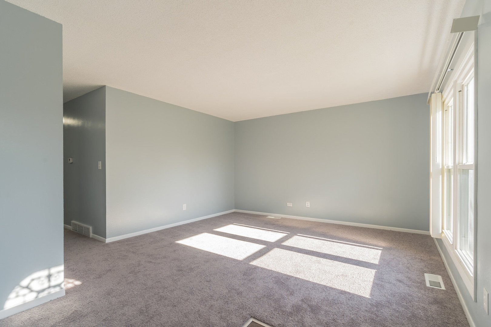 1908 Gideon Avenue Zion, IL 60099 - Photo 9 of 33