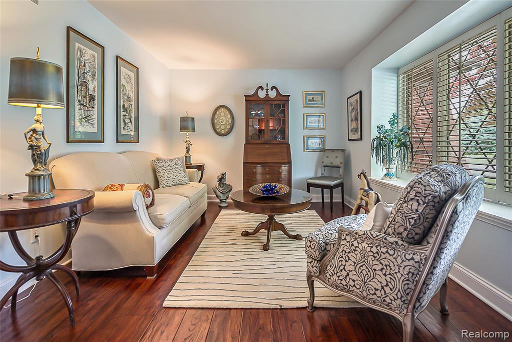 20355 Rippling Lane Northville, MI 48167 - Photo 3 of 45 Gallery Image 3