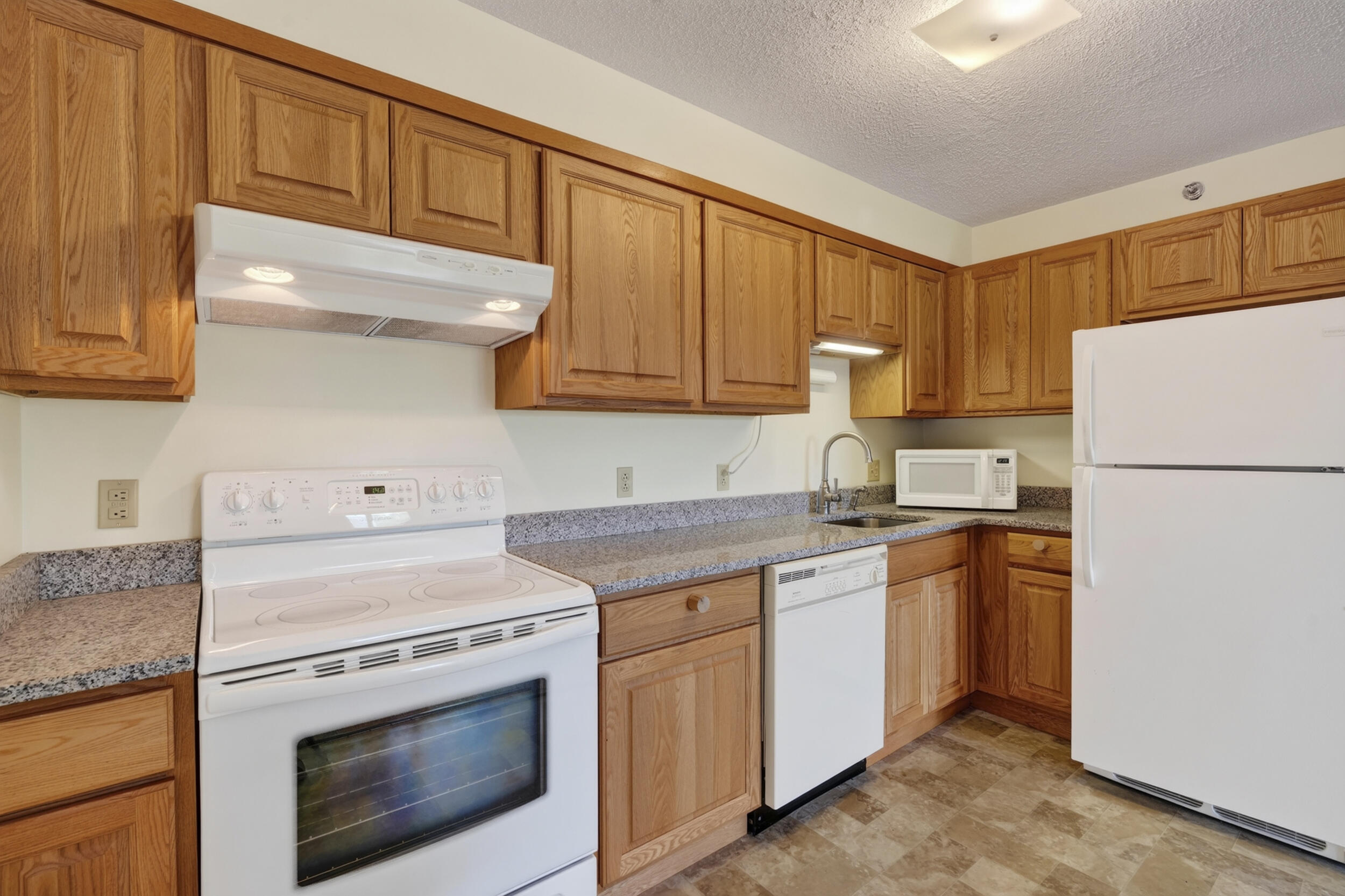 23 White Cap Village Road, Unit A403 Newry, ME 04261 - Photo 6 of 21 23whitecapunita403-23