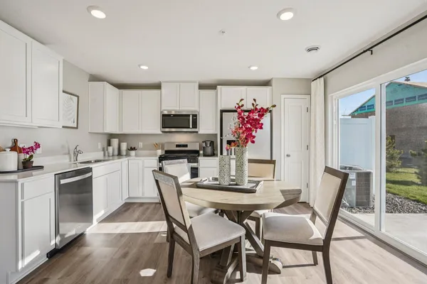 $359,990 | 13701 Kaylemore Trail, Rosemount, MN 55068