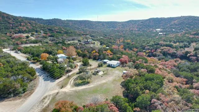 $315,000 | 1212 Spring Road, Pipe Creek, TX 78063