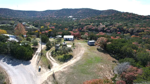 $315,000 | 1212 Spring Road, Pipe Creek, TX 78063