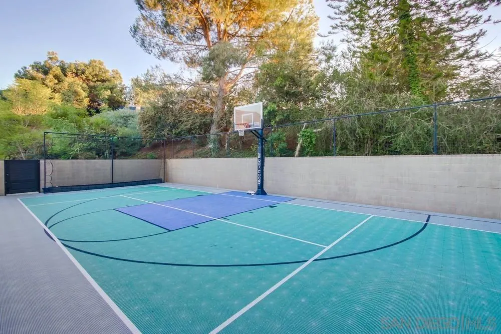 14476 Trailwind Road Poway, CA 92064 - Photo 16 of 61