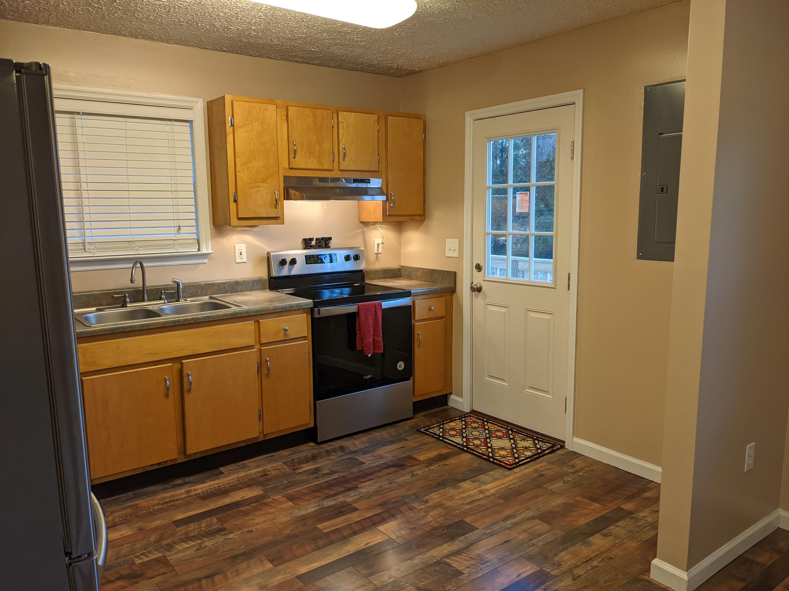 112 Land Loop Dunlap, TN 37327 - Photo 3 of 35 PXL_20210105_223832598
